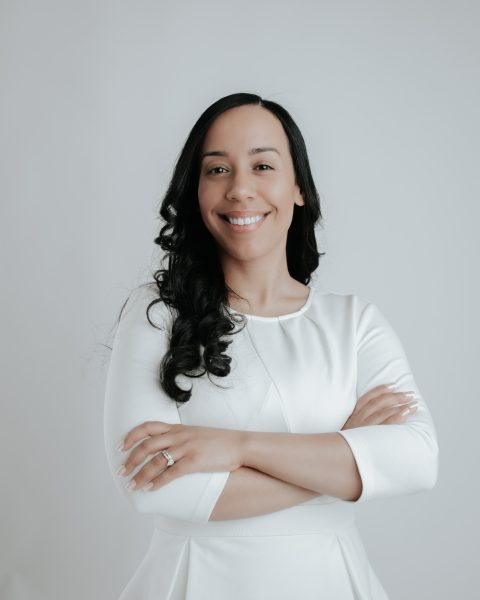 Perla Girardo, LPC | Bilingual Therapist for Adults